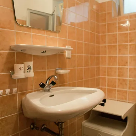 Pleasant With Sauna, Terrace,garden,darts, Parking